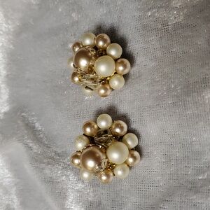 VINTAGE JAPAN signed Faux Pearl Cluster Clip On Earrings Gold Tone